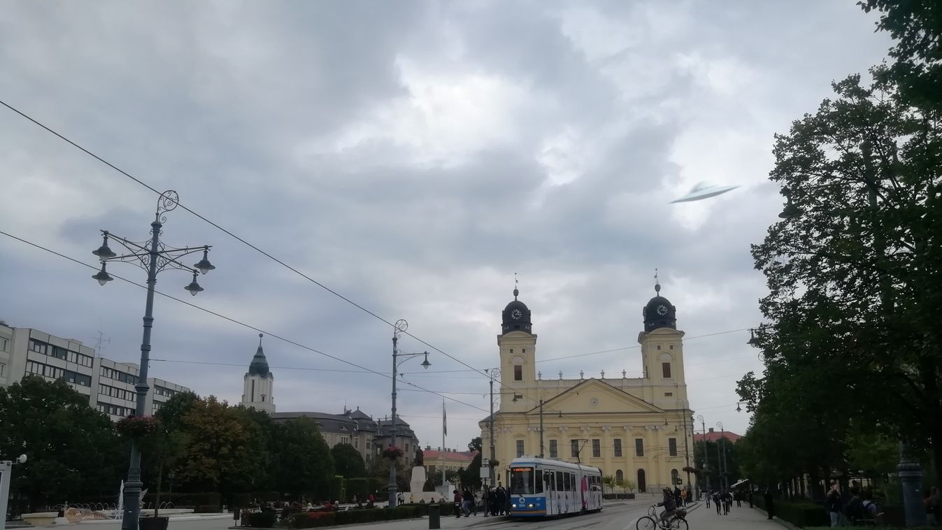 Most támadnak az ufók vagy sem?