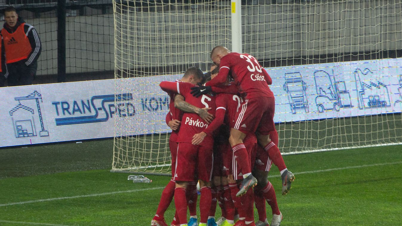 Élő: DVSC – Paksi FC 3-1 (2-0)