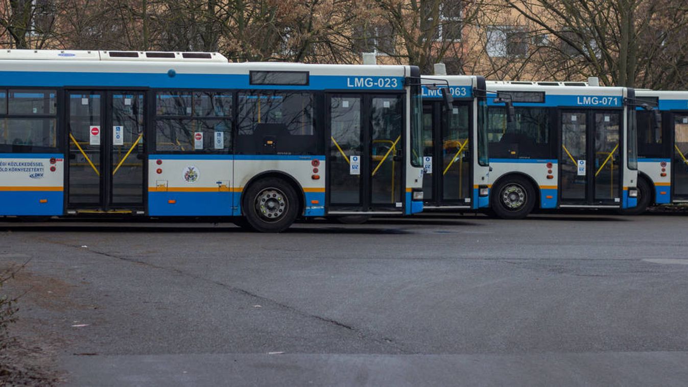 Műszaki hibás busz miatt közlekedett rövidebb úton a 30-as járat