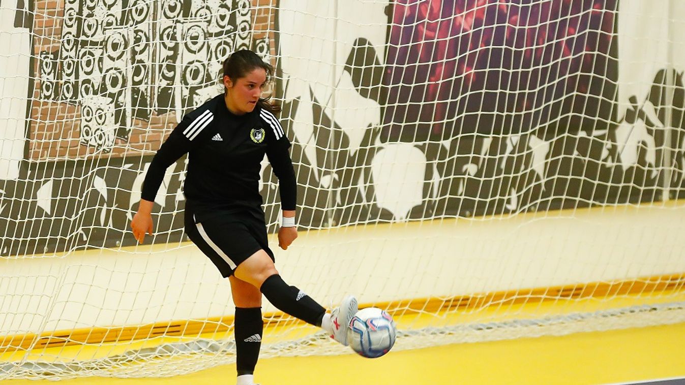 Kupakalandra indulnak hétvégén a futsalos lányok