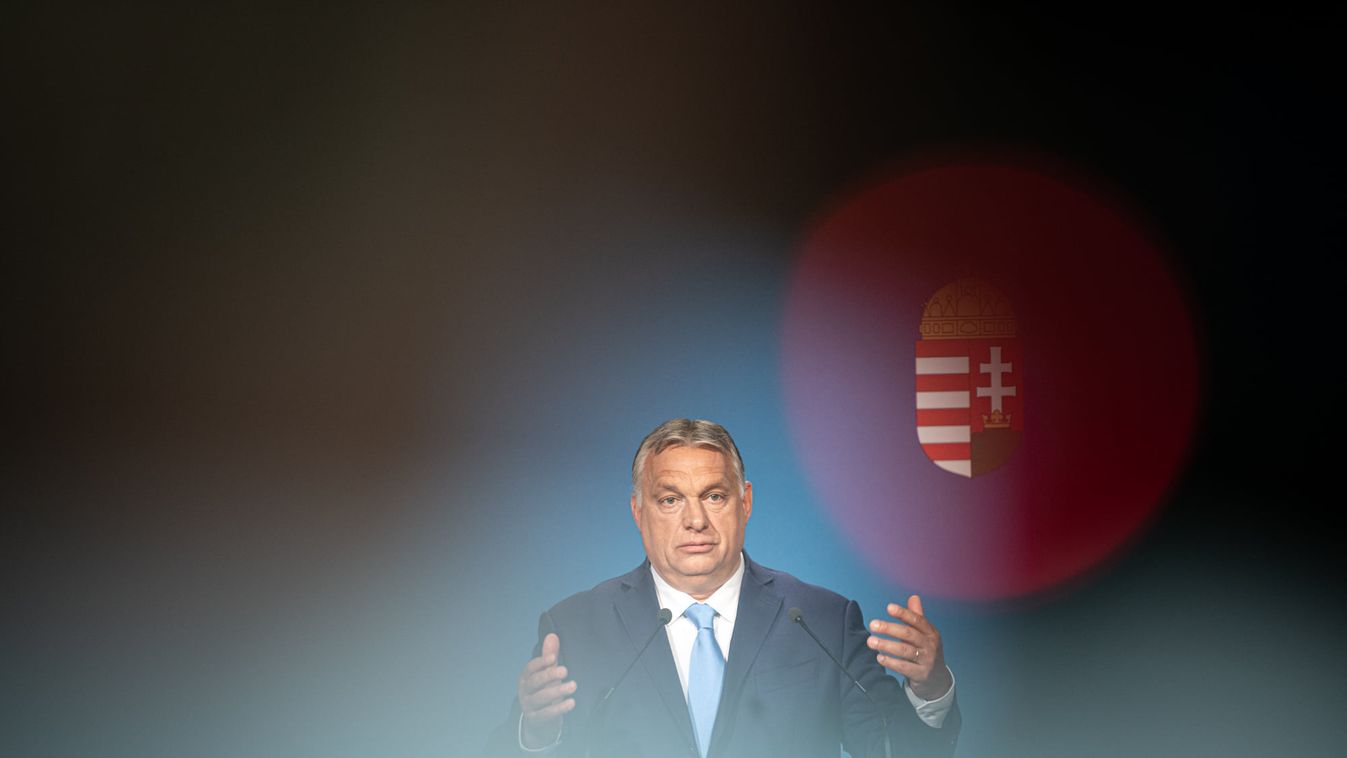 Orbán Viktor: Magyarország kettős kapcsolatot ápol a Nyugattal