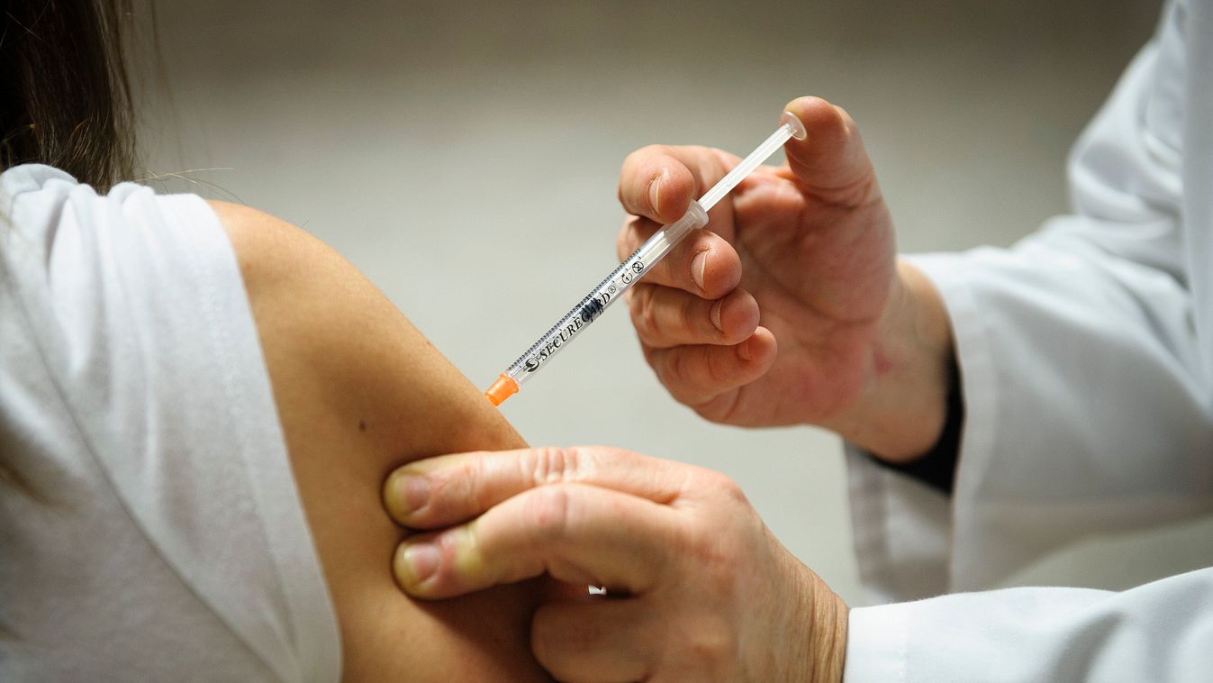 A kétgyerekes családapa bevállalta, hogy vakcinatesztelő lesz, most elmesélte, milyen is ez