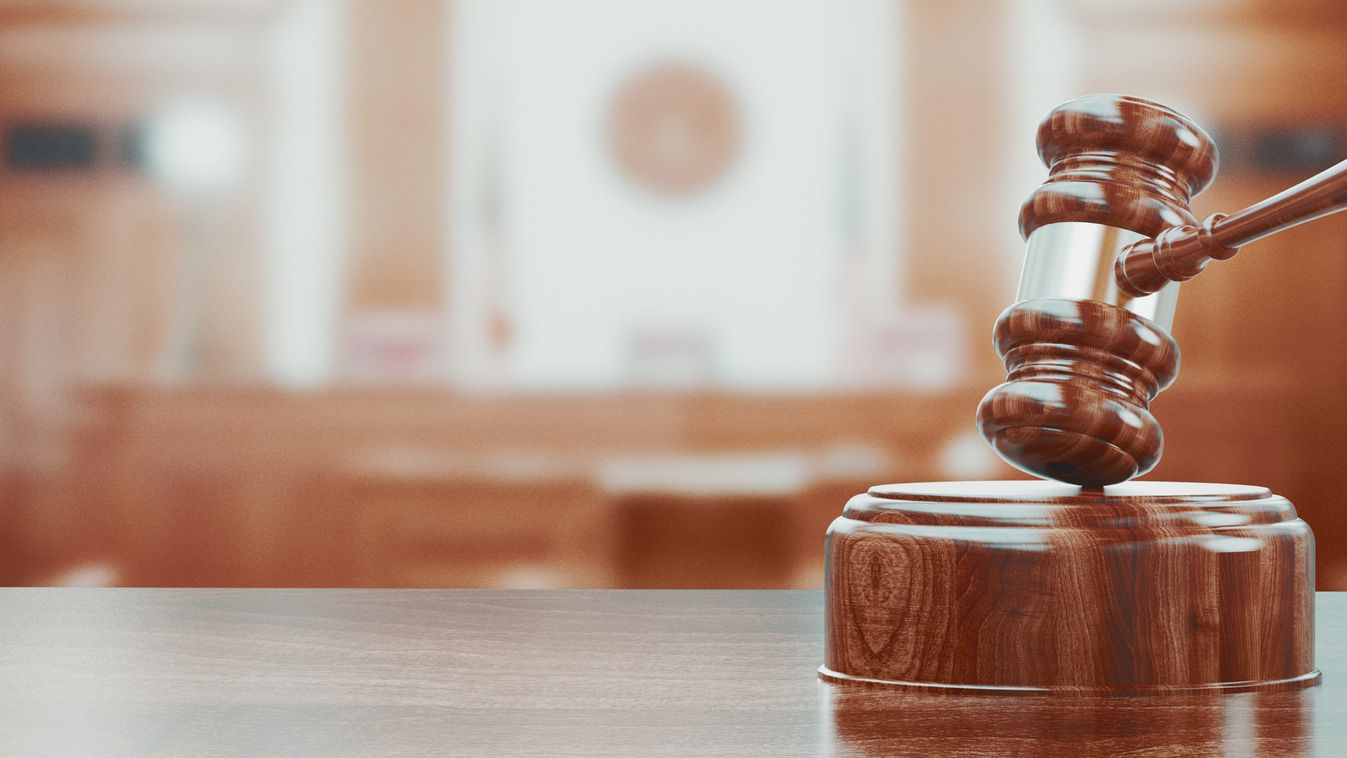 Bosszúból megrongálhatta üzlettársa árukészletét a vádlott