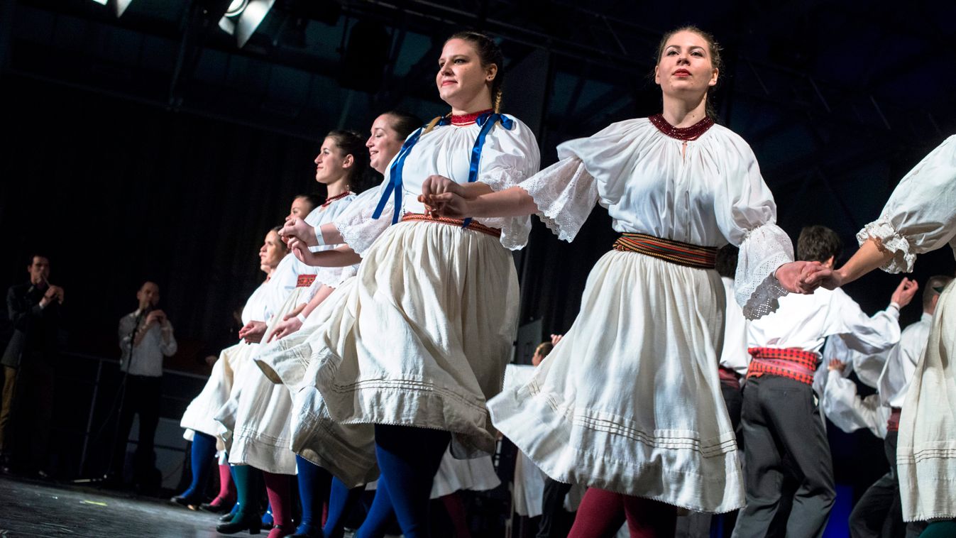 Minden csángó népcsoport ott lesz a Csángó Bálon