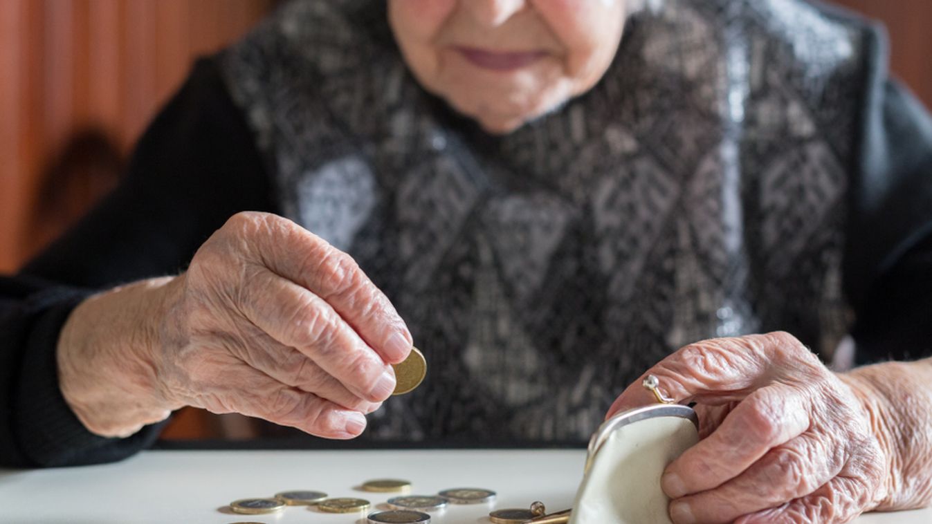 Rossz kezekbe került a nyugdíj: csalással vádolnak két böszörményi nőt