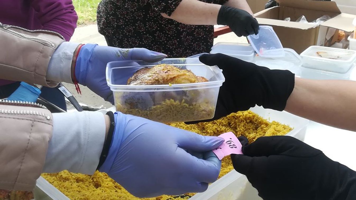 Ismét morzsapartit tartottak Debrecenben
