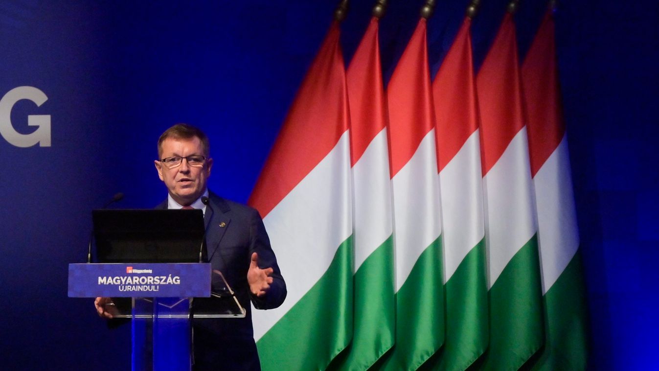 Matolcsy György: gyors kilábalás várható, a pénzügyi egyensúly is fontos