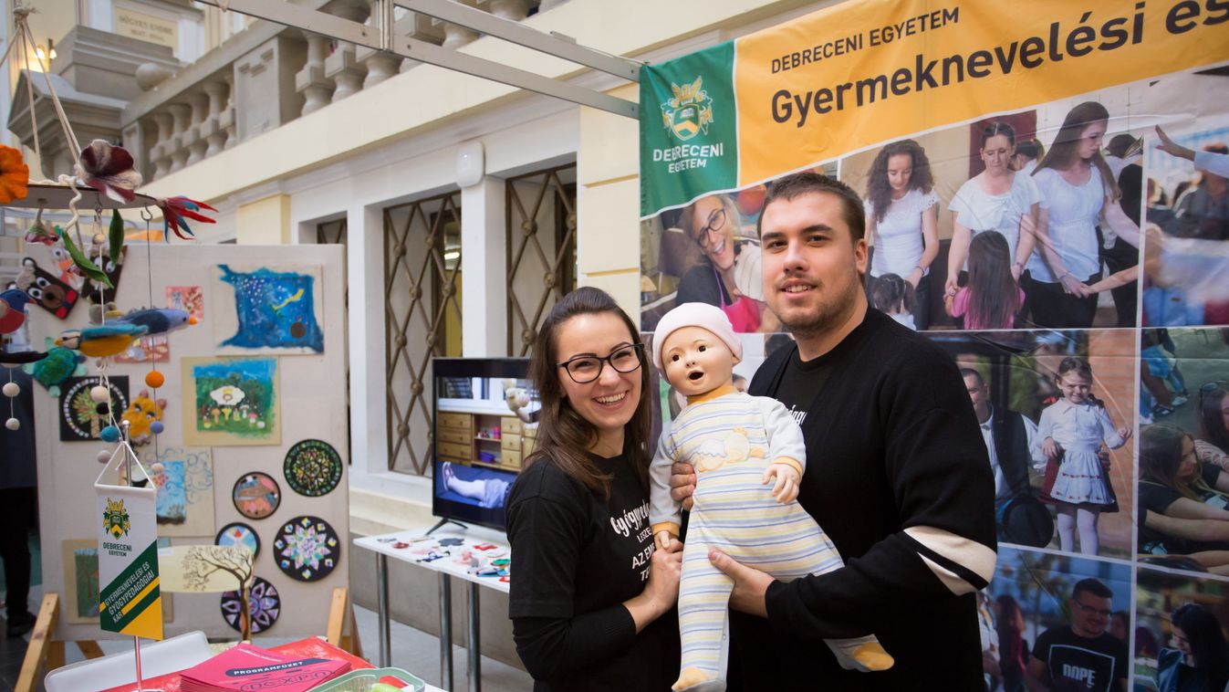 Online felületen a DExpo – videóval