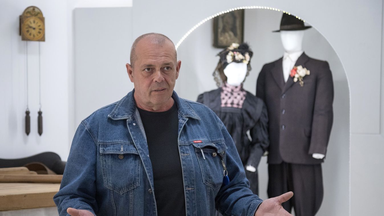 „Csak az nem öregszik, aki még nem született meg”