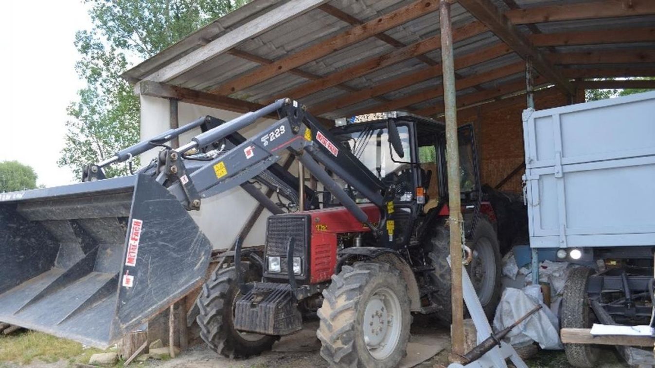 Markolóval ment neki a kukásautónak