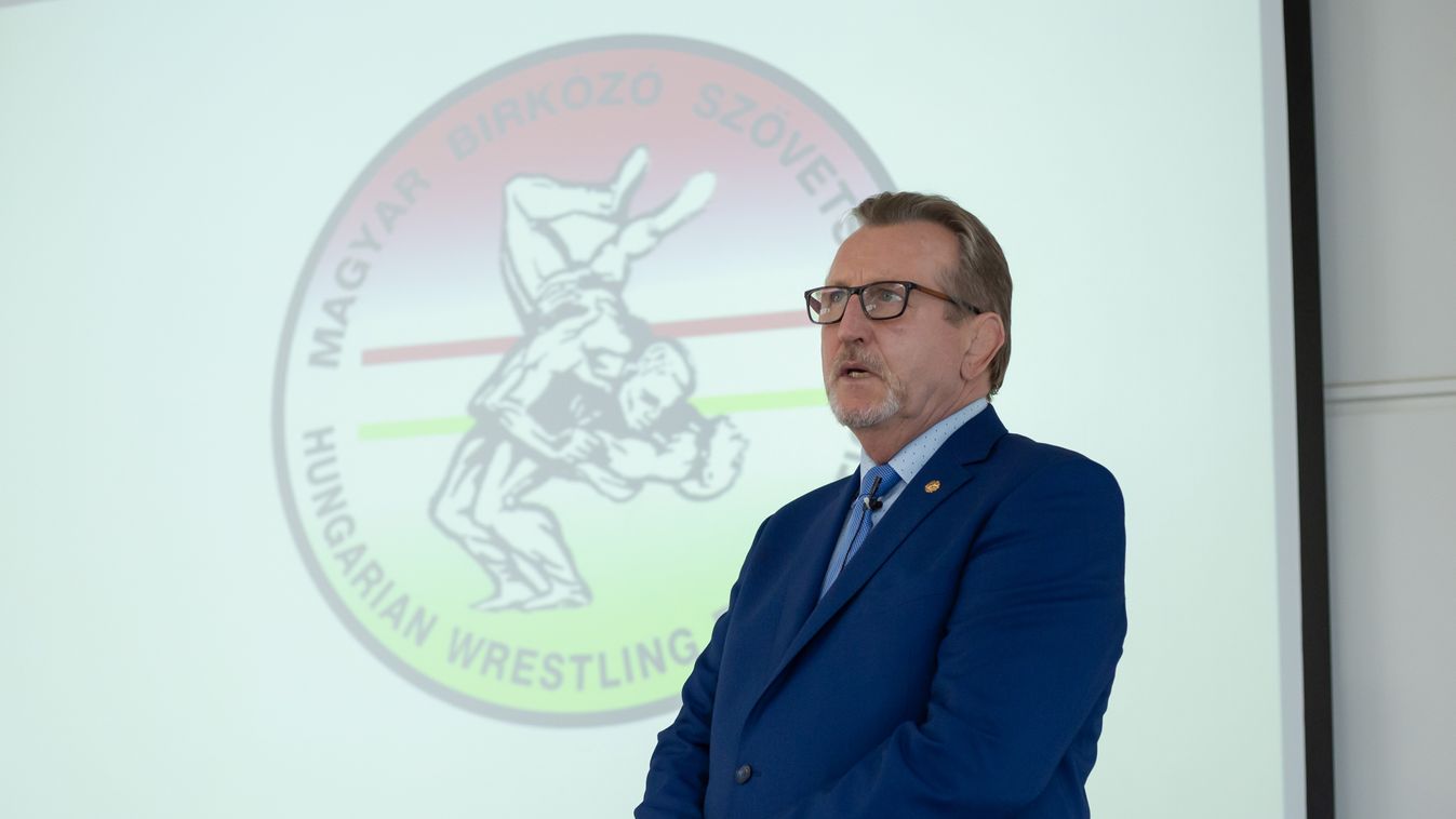 Dr. Hegedüs Csaba, amit eltervezett, azt véghez is vitte