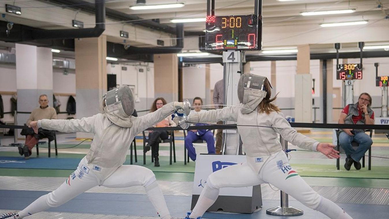 Egy arany- és egy ezüstérmet nyertek a debreceni kardvívók