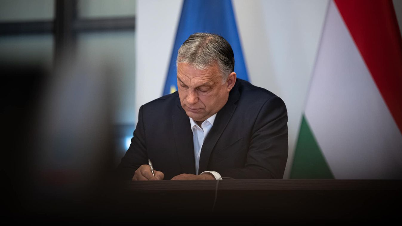 Orbán Viktor: a magyar államnak kötelessége megakadályozni az önazonosság jelentős sérelmét