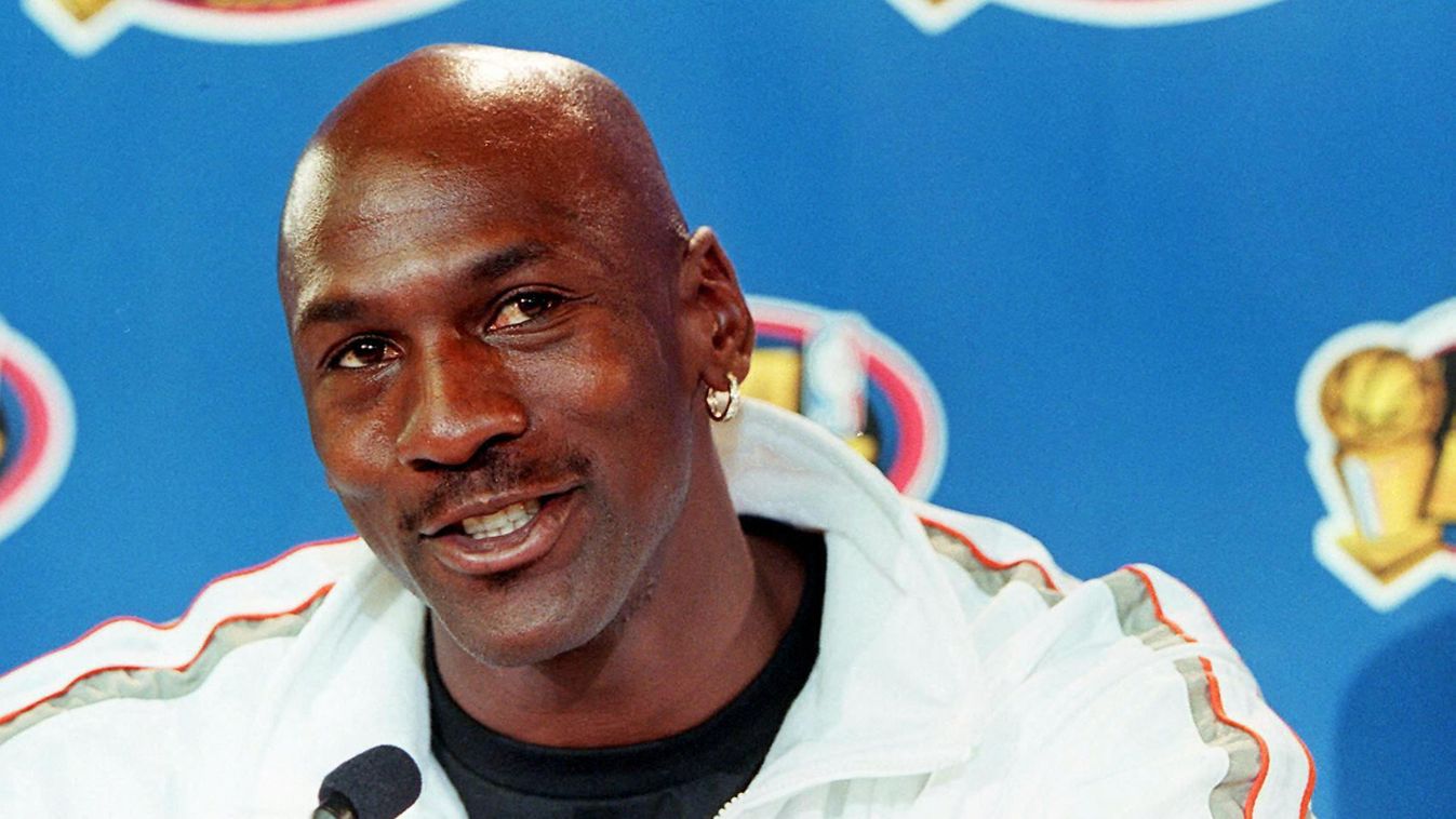 A Michael Jordan első meccsére szóló jegyért 264 ezer dollárt adtak