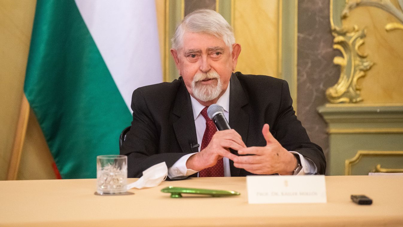 Átadták az idei könyvtári és közművelődési díjakat (videó)