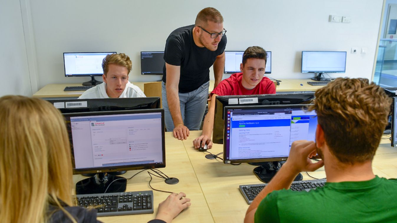 Ingyenes informatikai felkészítés Debrecenben