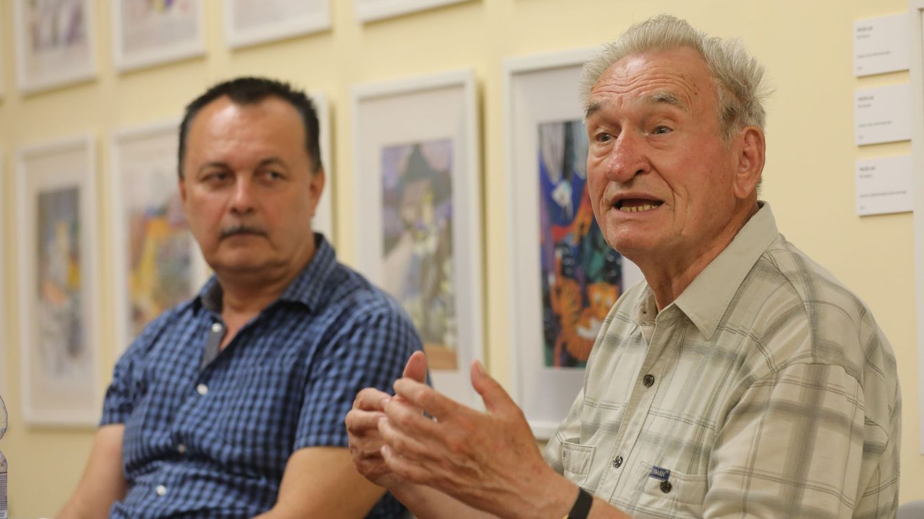 Szabó Magdáról szóló tanulmánykötetet mutattak be Debrecenben