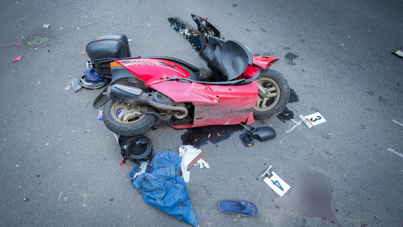 Motorosbaleset a Hadházi úton