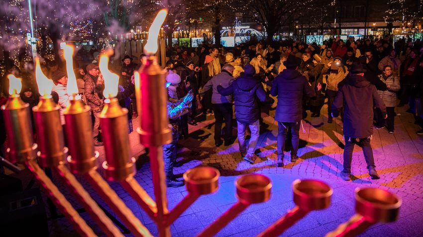 HAON – Debrecenben is megkezdődött a fény ünnepe