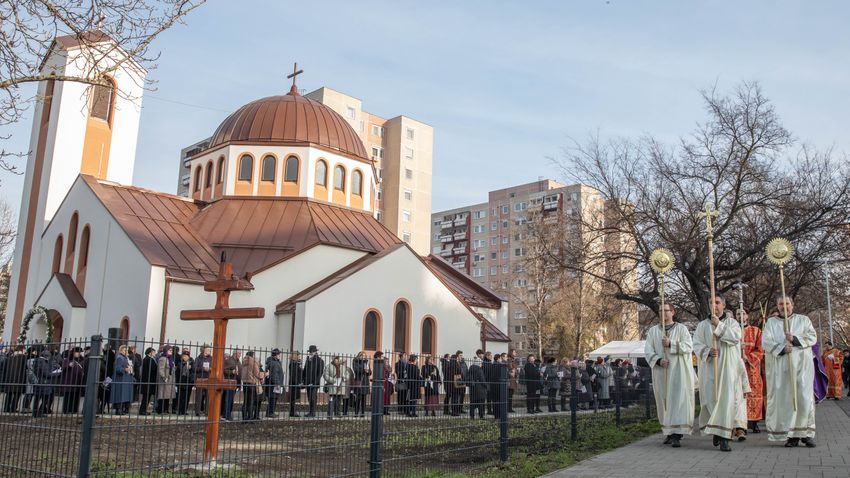 Αγιάστηκε η Ελληνική Καθολική Εκκλησία του Debrecen-Tócóskert – με φωτογραφίες