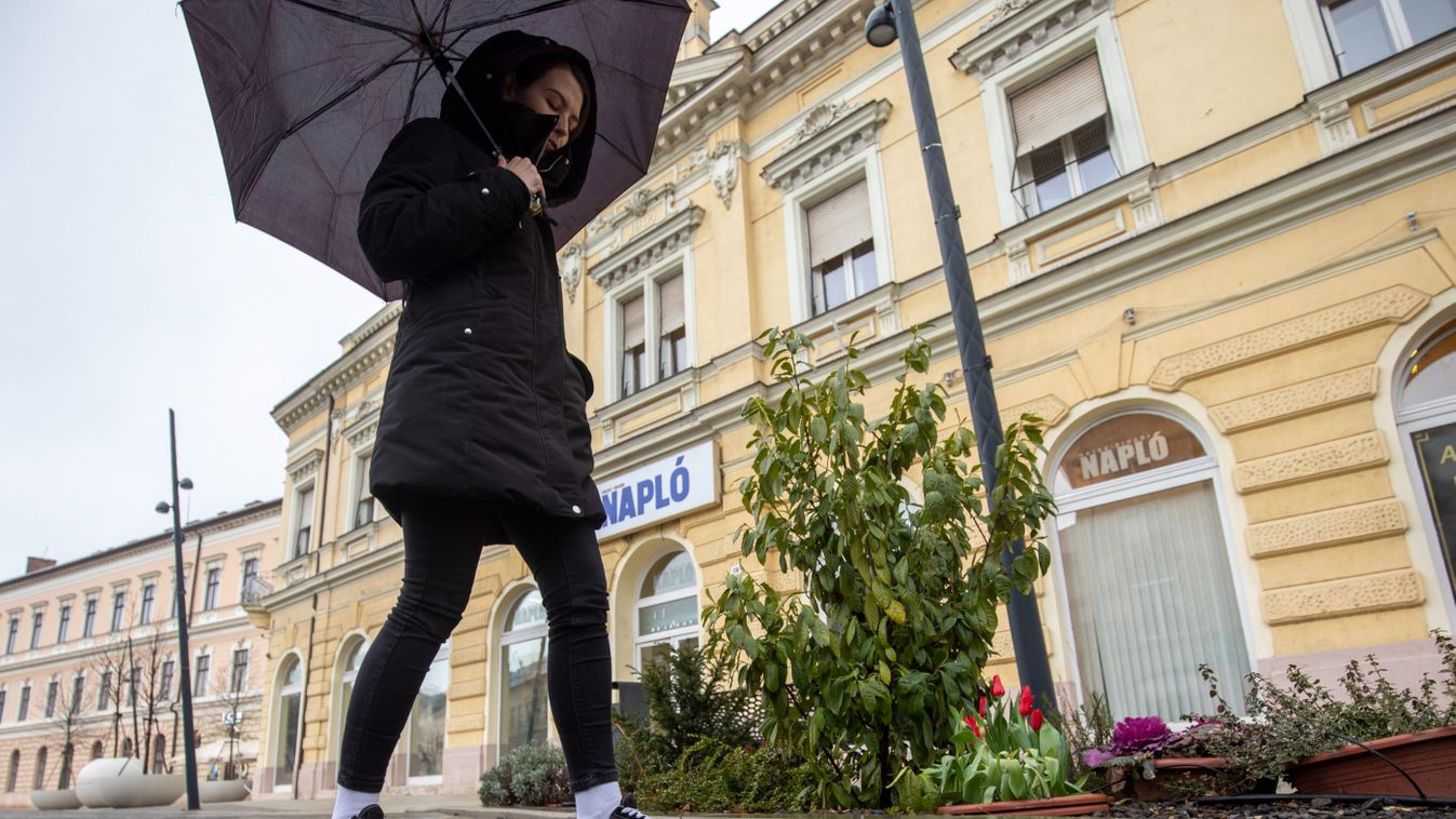 Sok minden jobb a decemberi esőnél, de most ezzel kell beérnünk