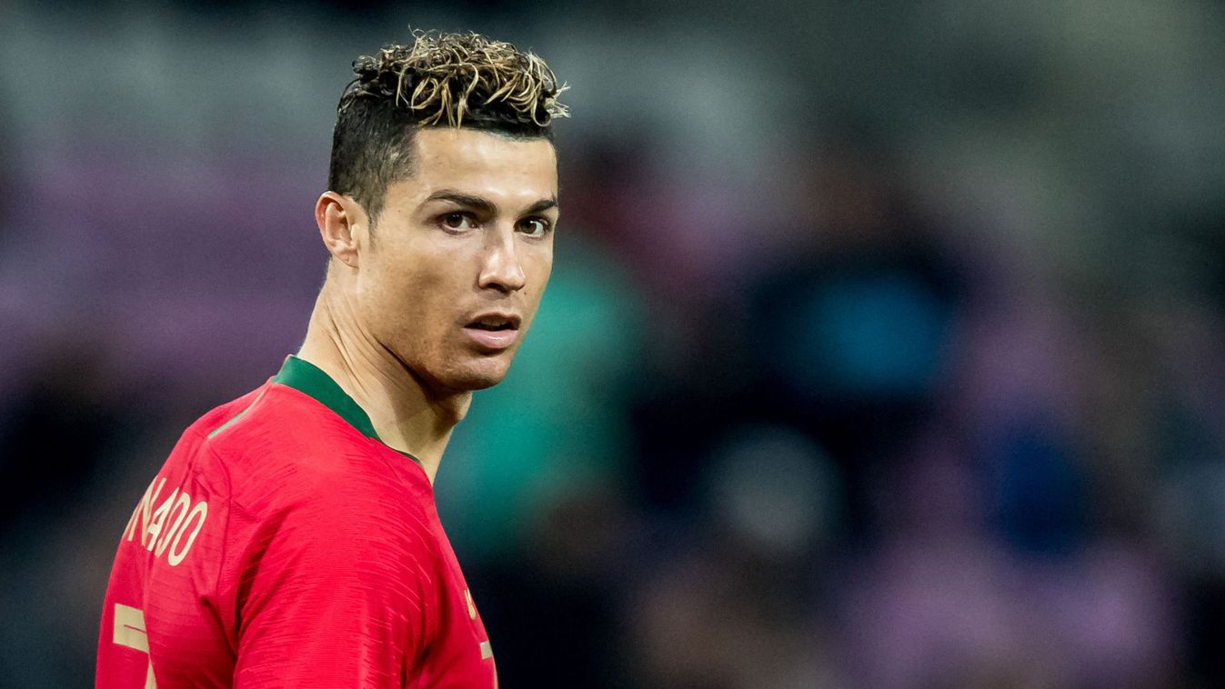 Ronaldo megmutatta 10 hónapos kislányát
