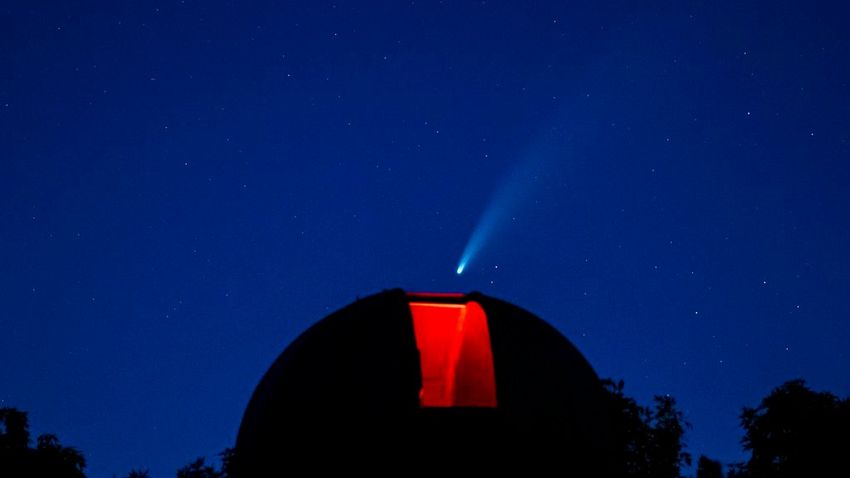 The last time Neanderthals could see the comet that is now passing us by