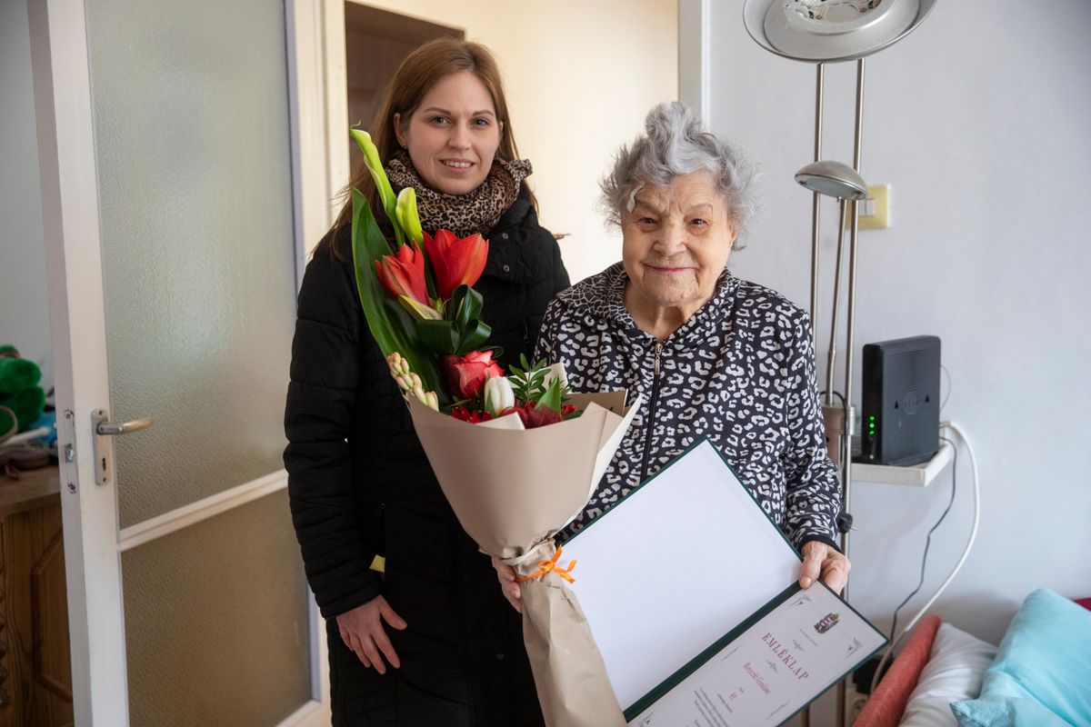 A debreceni Bereczki Gyuláné a napokban töltötte be 95. életévét