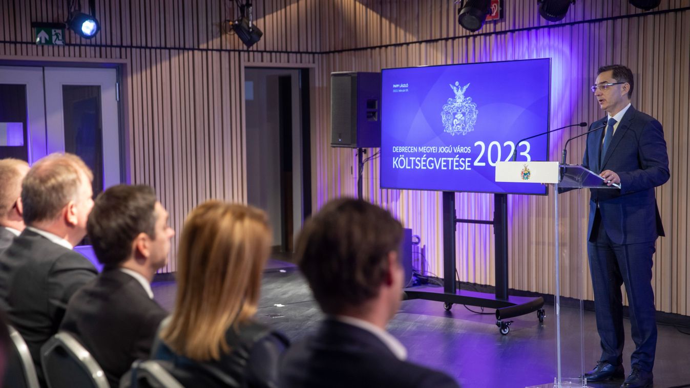 Papp László: Panelprogramot indít Debrecen