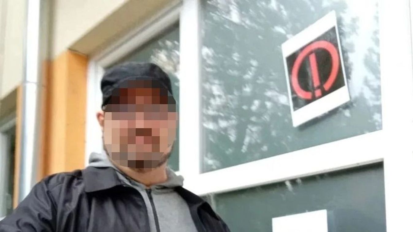 Újabb döbbenetes felvételek kerültek elő a 15 éves fiúval viszonyt folytató pedagógiai asszisztensről (videó)