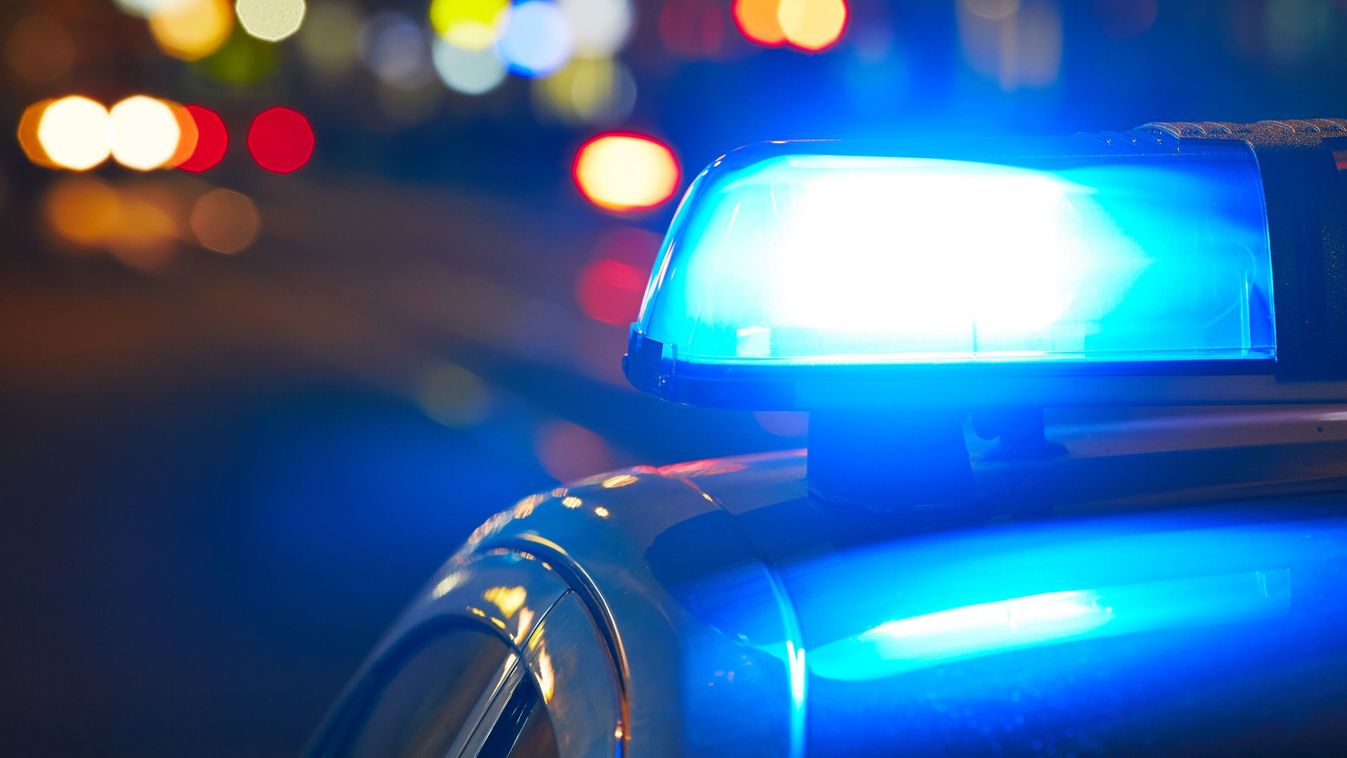 Újabb baleset Debrecenben: telezöldnél koccantak a Füredin