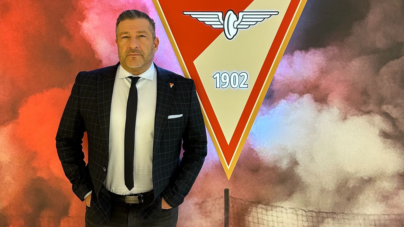 Ike Thierry Zaengel: „Mind egy hajóban evezünk”