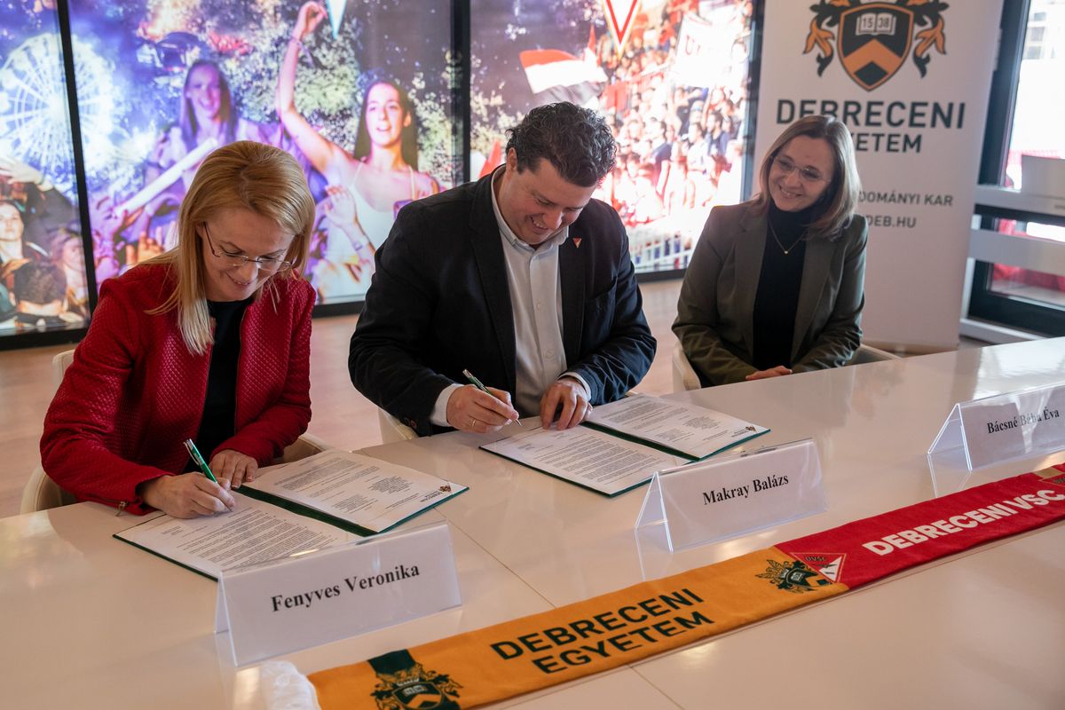 Új duális képzéséről szóló megállapodást írt alá a DVSC és a Debreceni Egyetem Gazdaságtudományi Kara