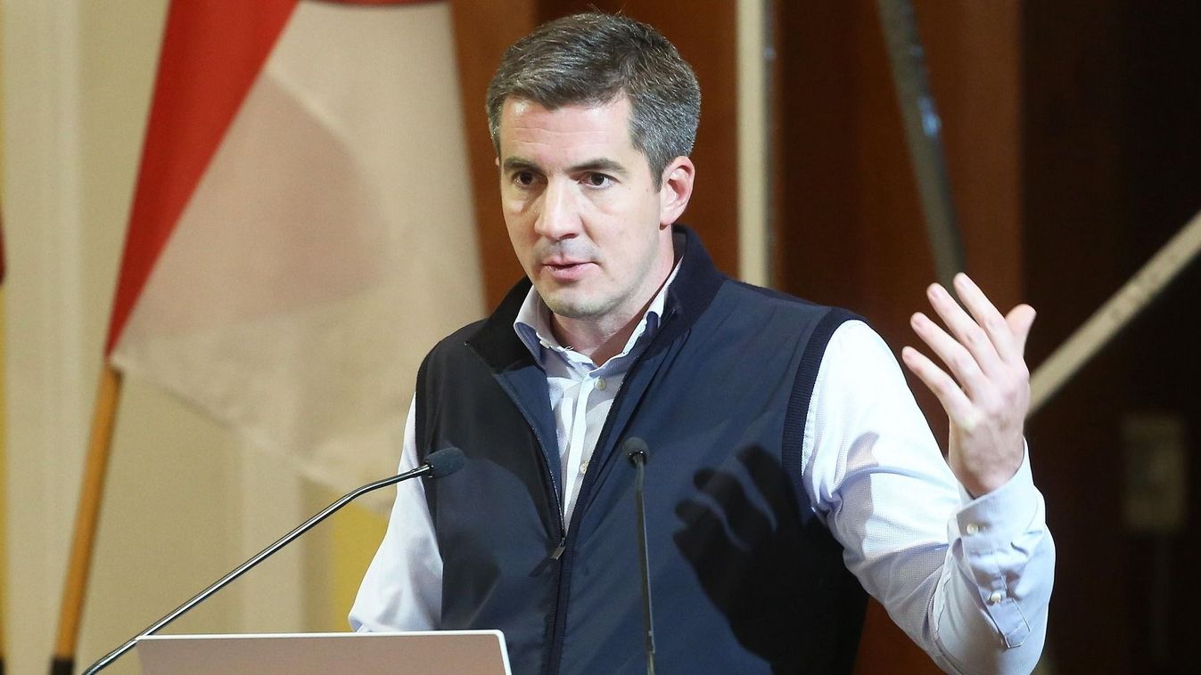 Kocsis Máté: durva álhír, miszerint én tüntettem volna ki Bite Zsoltot
