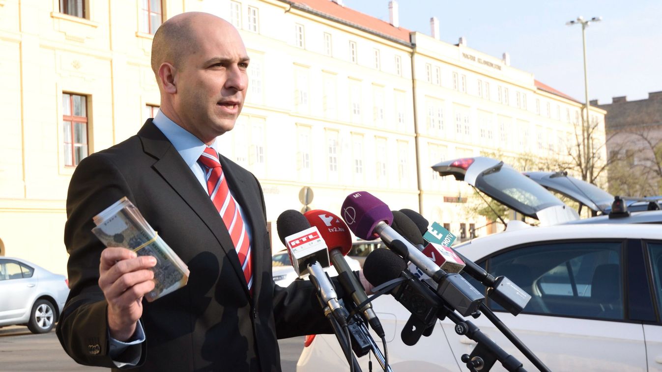 „Mocskos állatok!” – kiabálta a rendőröknek az erőszakos önkormányzati képviselő (videó)