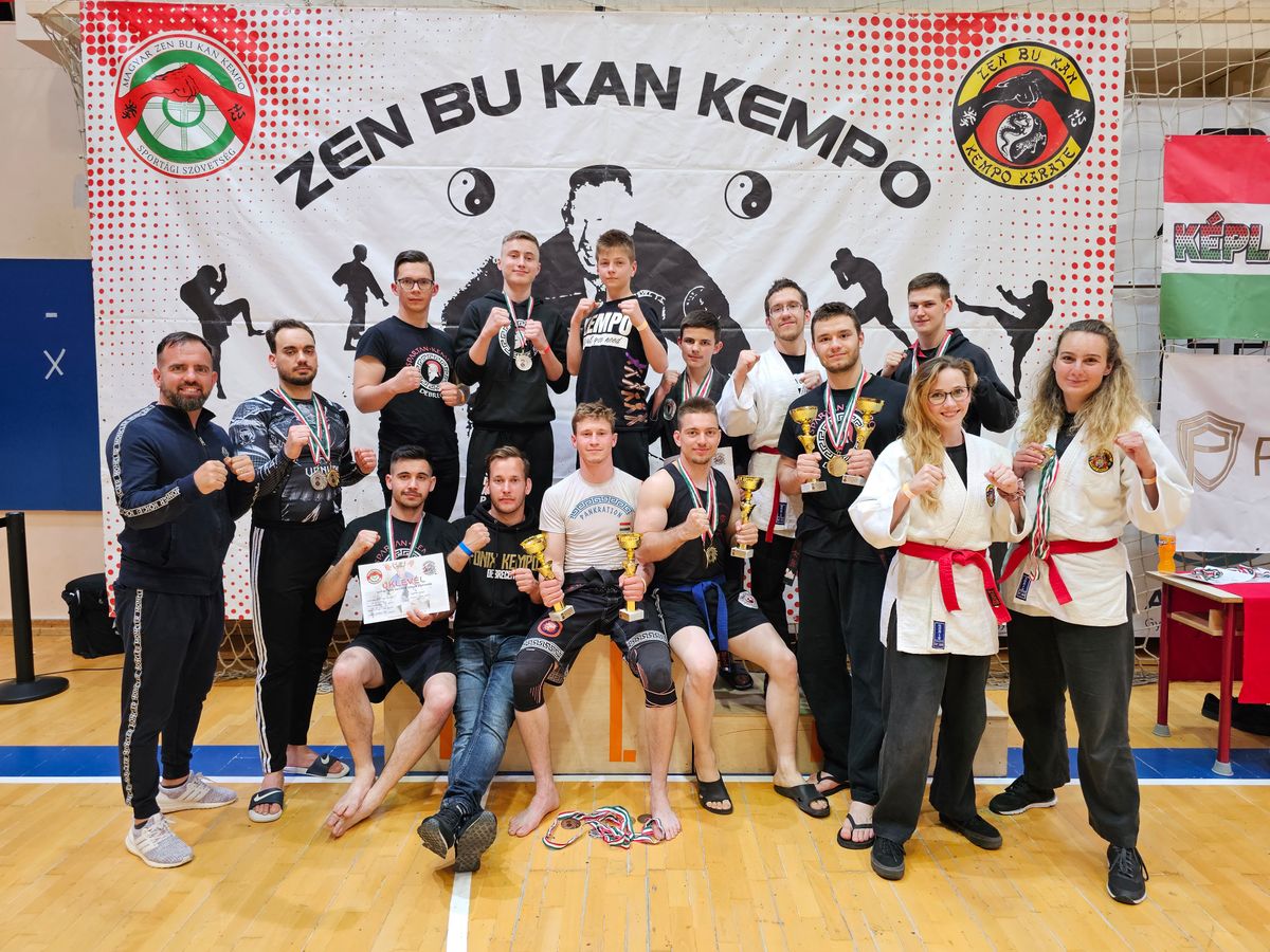 A Spartan Kempo Debrecen csapata