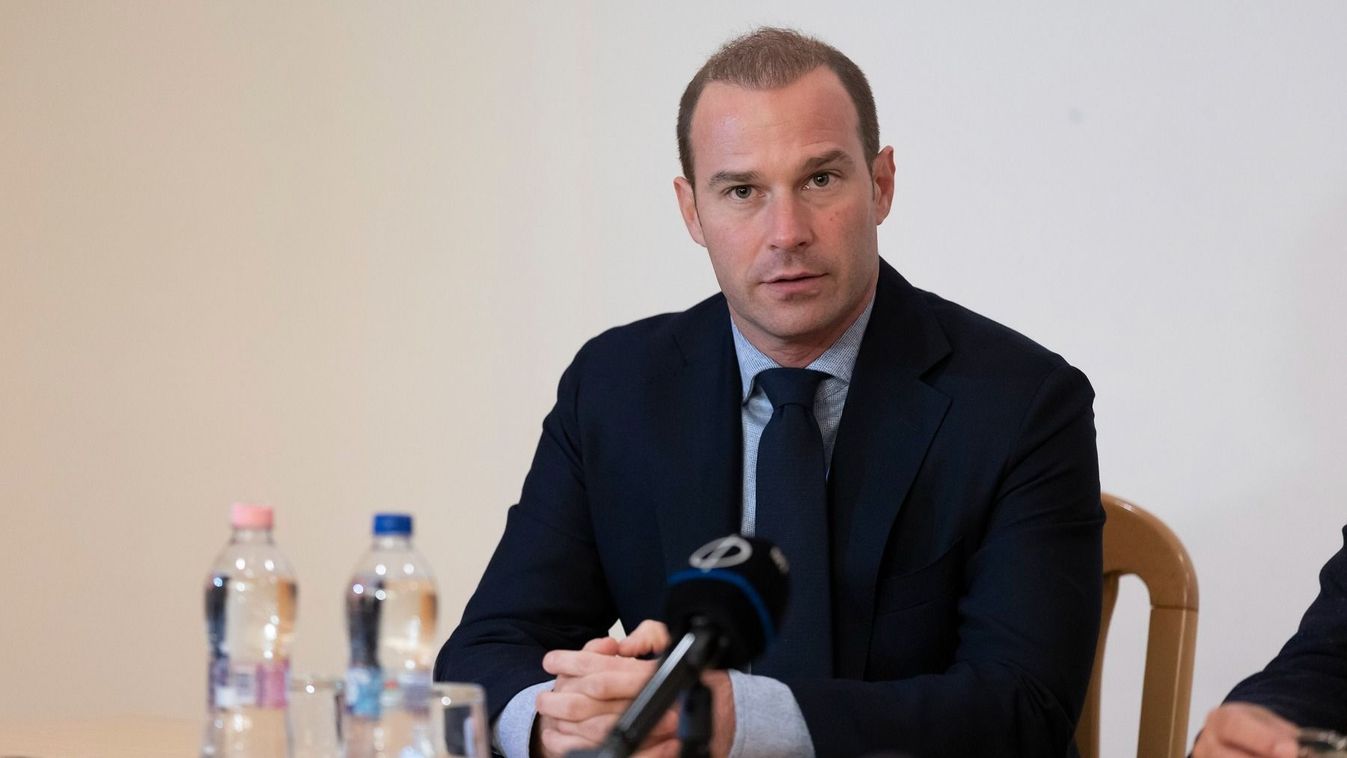 Hollik: minden magyar újszülött után tíz fát ültetnek el Magyarországon