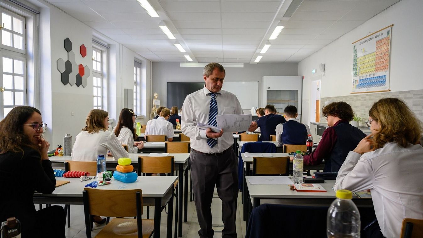 A Belügyminisztérium minden idők legnagyobb pedagógusbéremelését tervezi