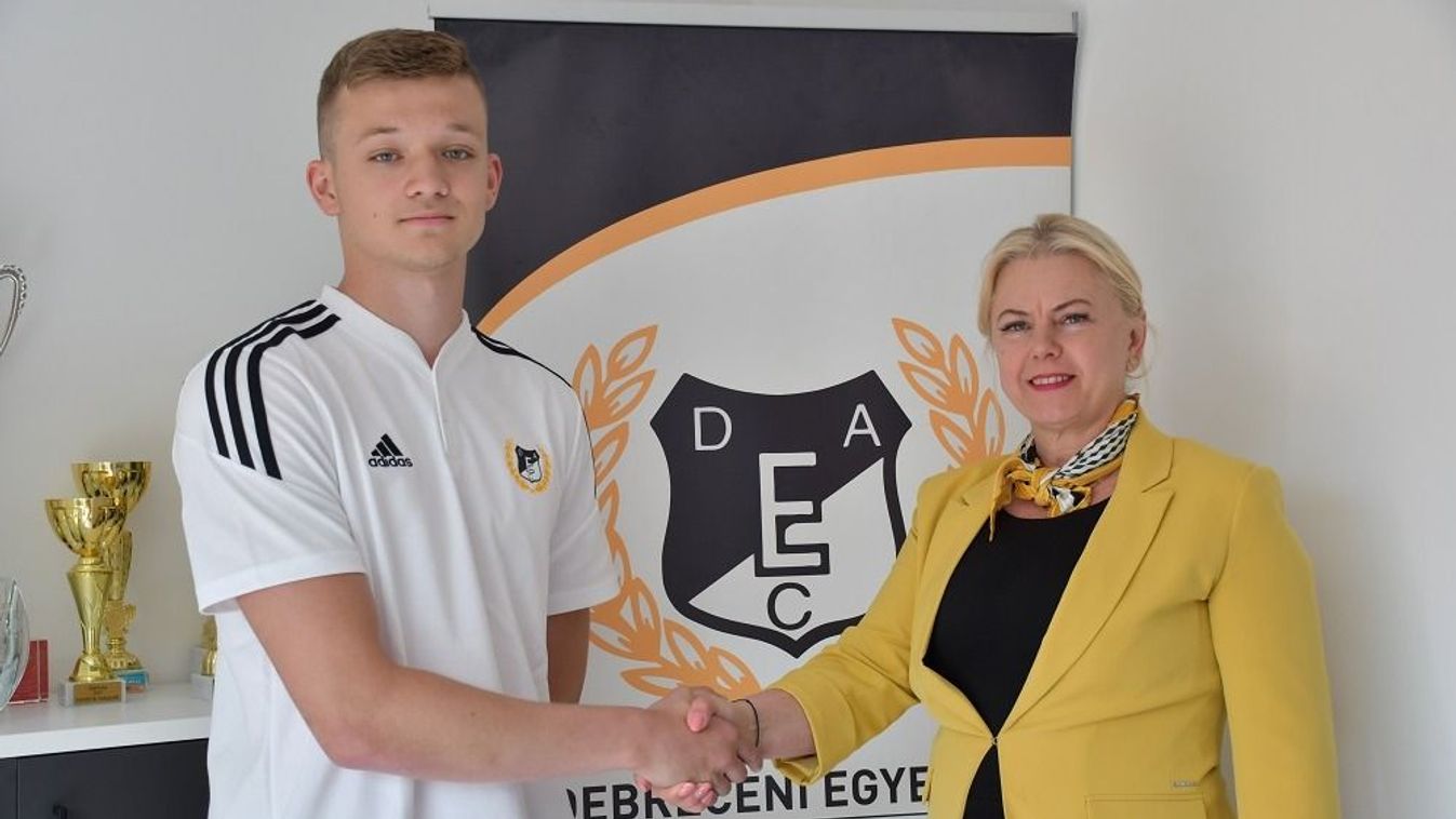 Gólerős jobbszélsőt szerződtetett a DEAC