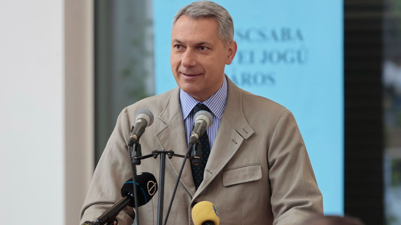 Lázár János: döntöttek a 47-es út négysávosításáról