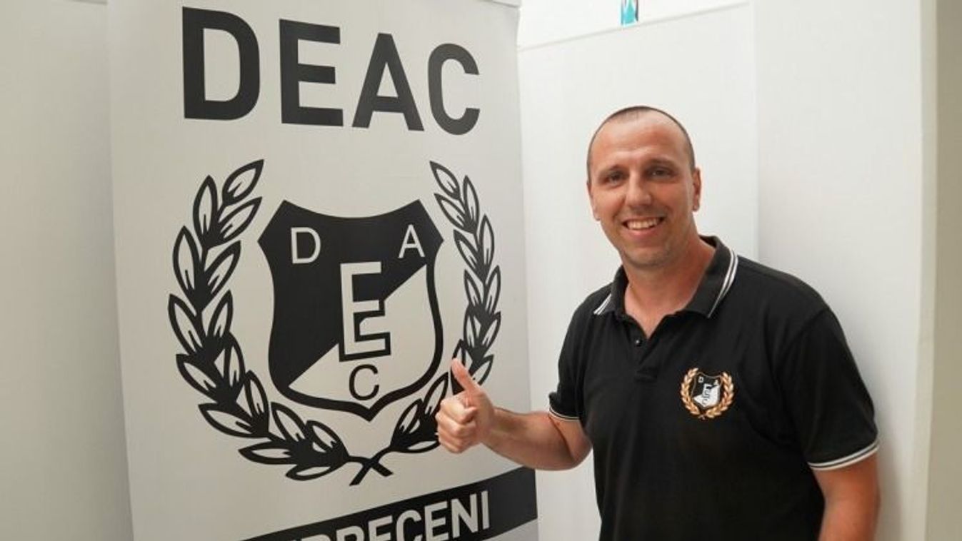 Nem csak játékosokat, edzőket is nevelnek a DEAC-nál