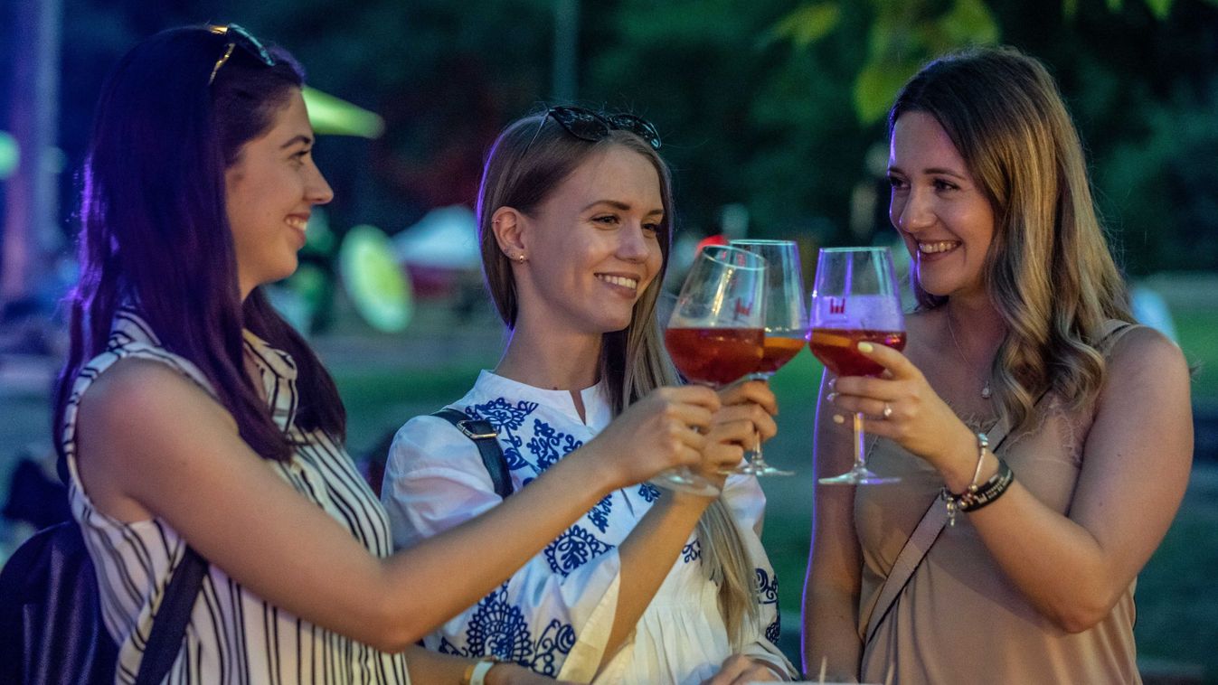 A gasztronómia és a zenei élet csúcsminősége randevúzik a Nagyerdőn