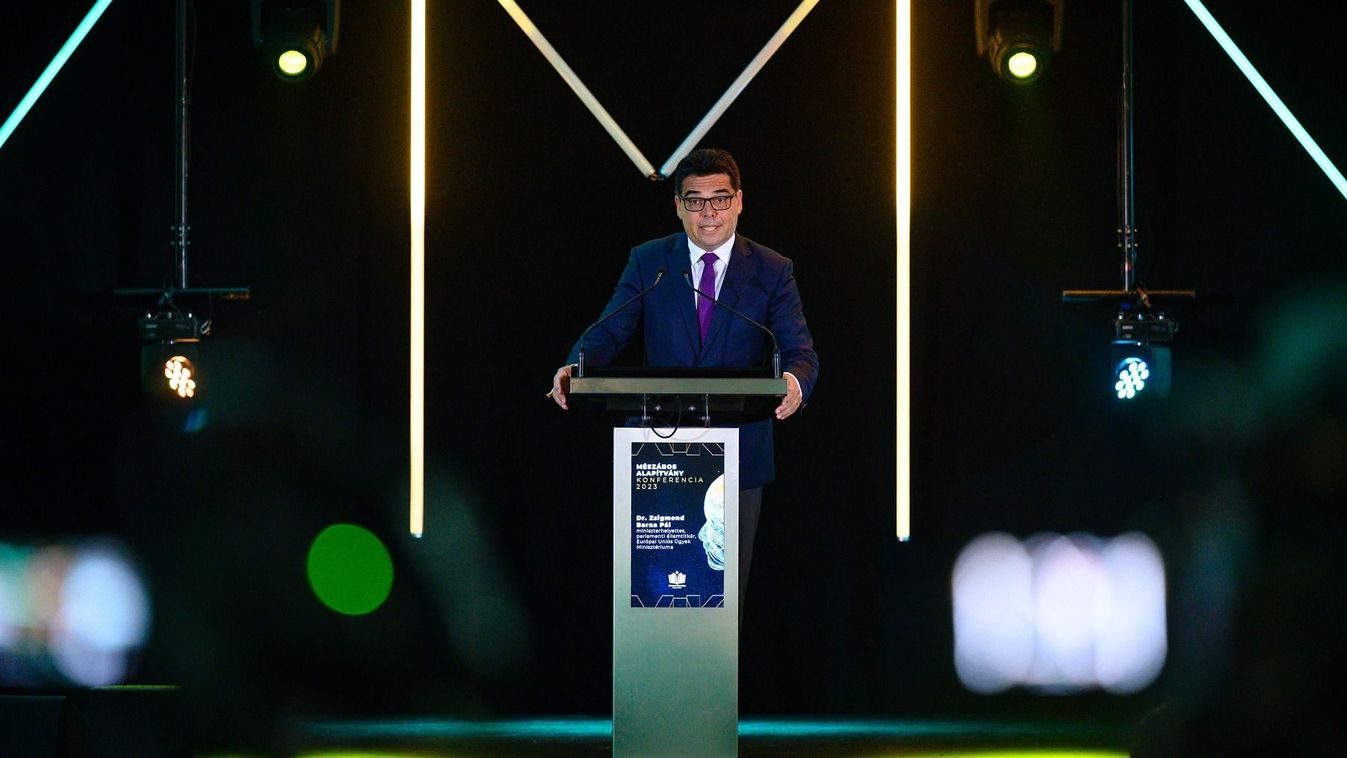 Megkezdődött a Mészáros Alapítvány hetedik konferenciája Balatonalmádiban