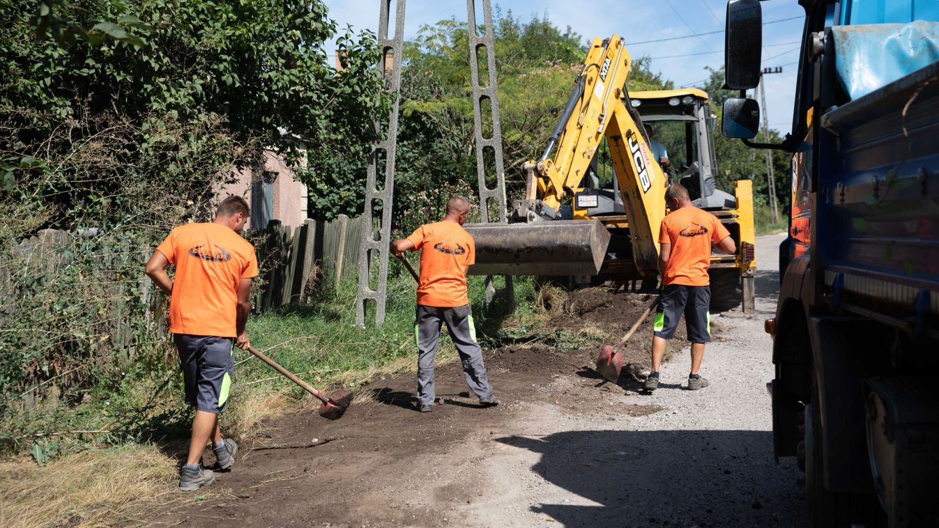 Elindult a munka, öt utcát is leaszfaltoznak Földesen