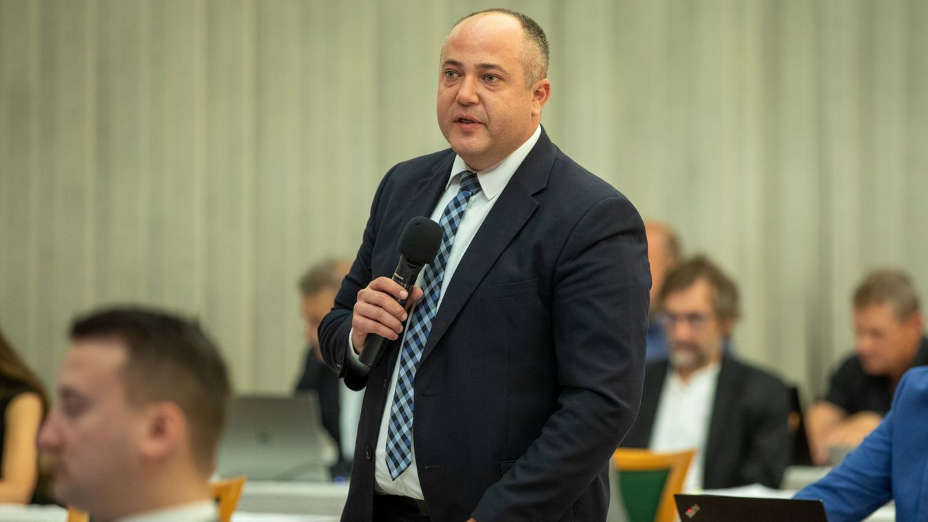 Húszezer vendégmunkással riogatja a lakosokat a Civil Fórum Debrecen – reagált a Fidesz-KDNP