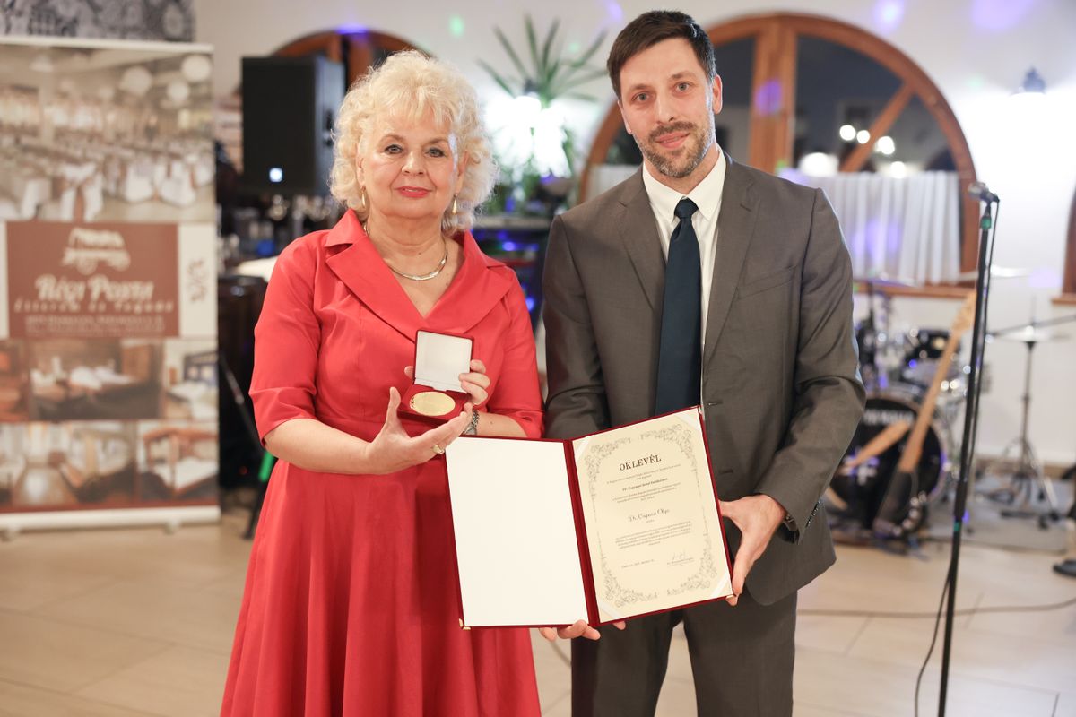 Dr. Csepura Olga és dr. Huszanyik Gergely, a MOK területi szervezetének elnöke