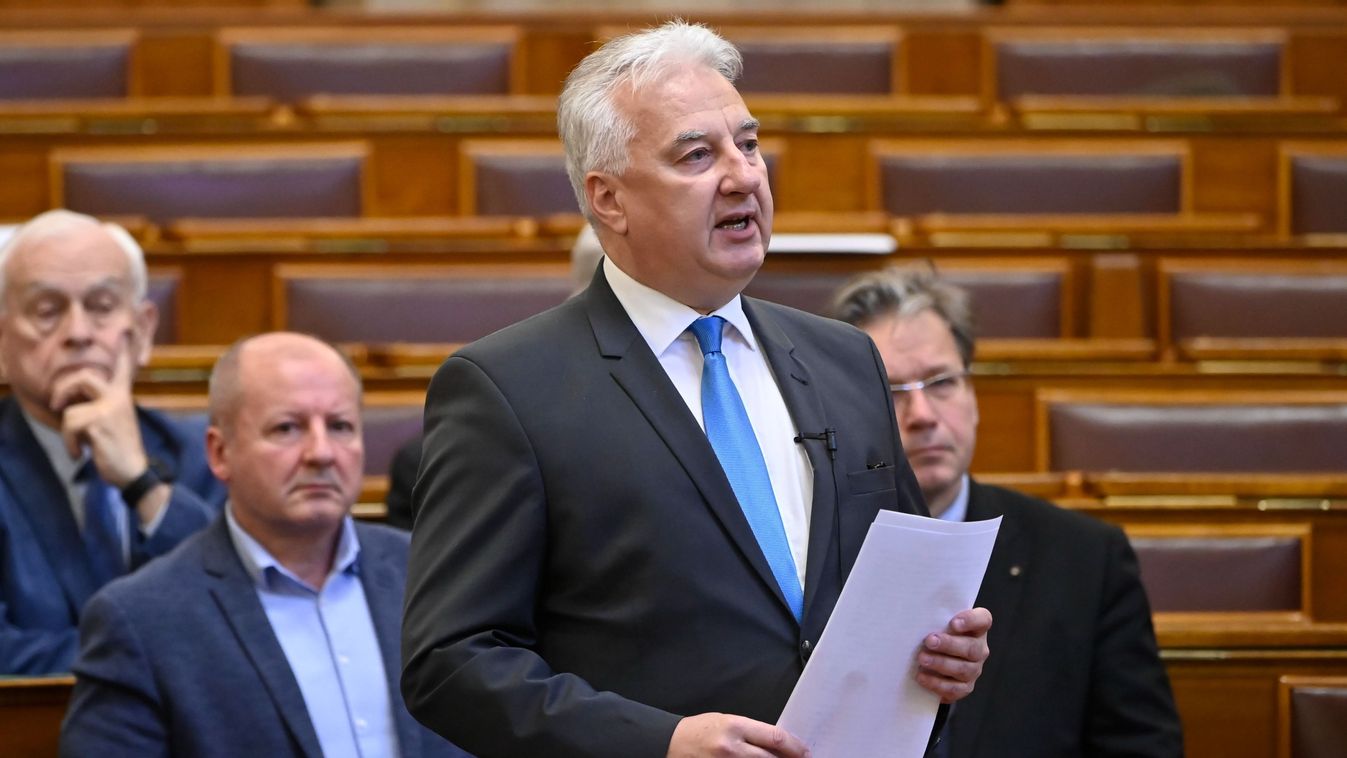 Semjén Zsolt elmagyarázta Vadainak, hogy miért nem fogynak a katolikusok Magyarországon