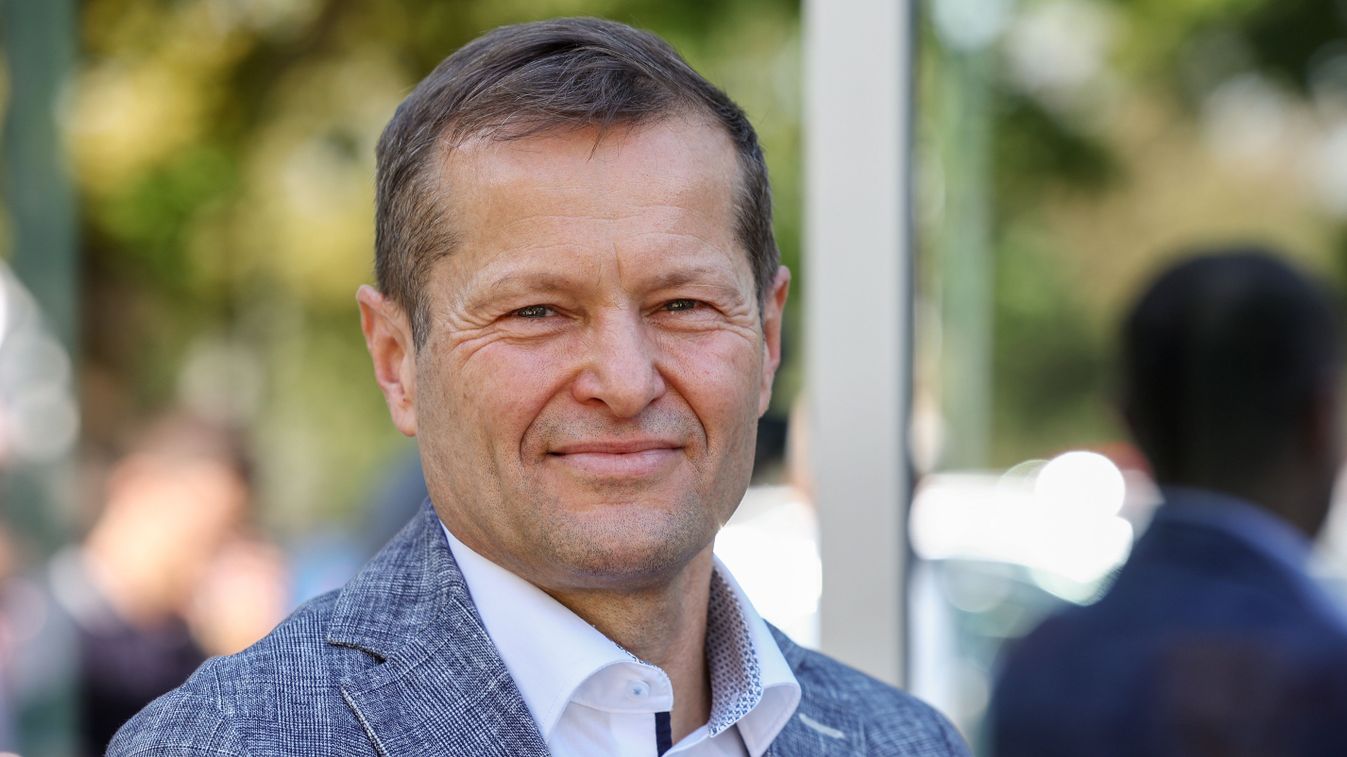 Újabb magyar Nobel-díj: Krausz Ferenc fizikus is megkapta az elismerést
