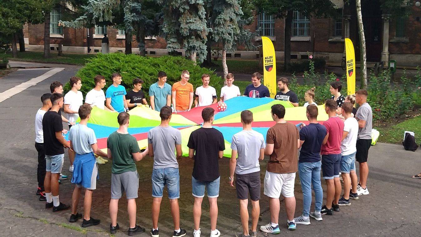 Lelki egészséget támogató roadshow indul fiataloknak