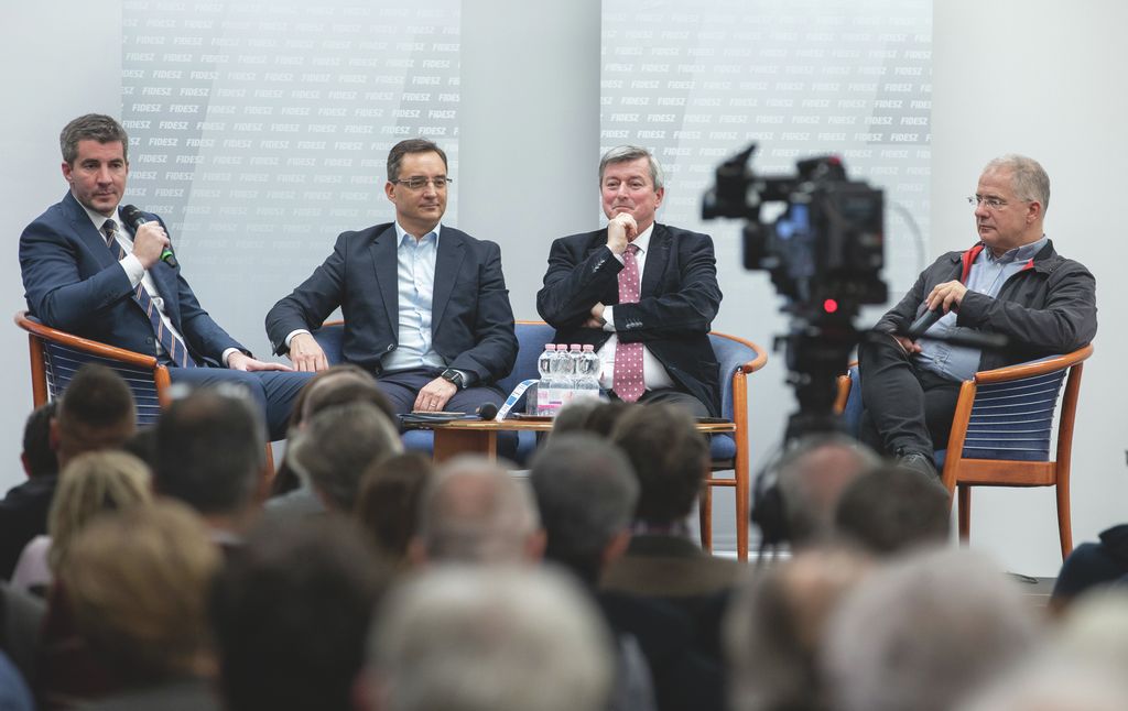 20231120_Kocsis Máté a Fidesz frakcióvezet?jének el?adása_MP_HBN-9